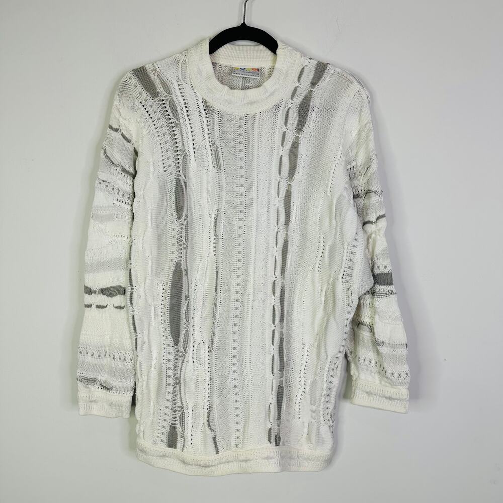 Vintage Coogi Australia 3D Knit Off White and Gray Crew Neck Sweater Size Small
